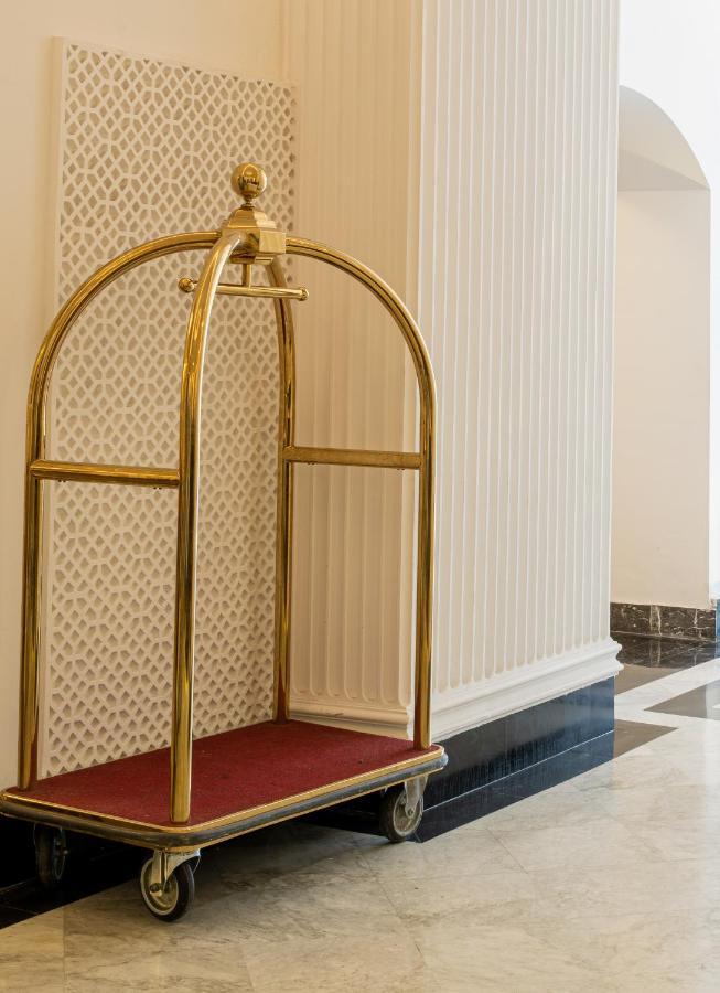 Majestic Hotel 4*